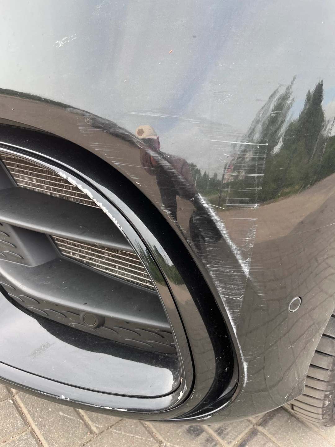 Ремонт и покраска кузова Mercedes-Benz GLS в Вильнюсе 2
